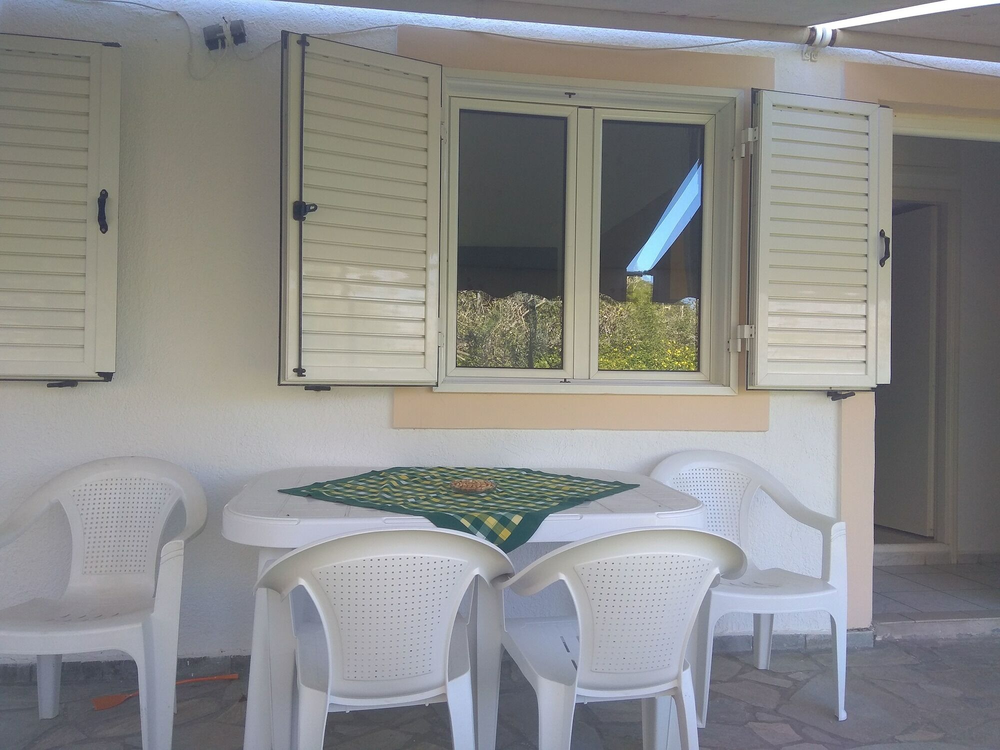 Aegina Roula'S Rooms מראה חיצוני תמונה
